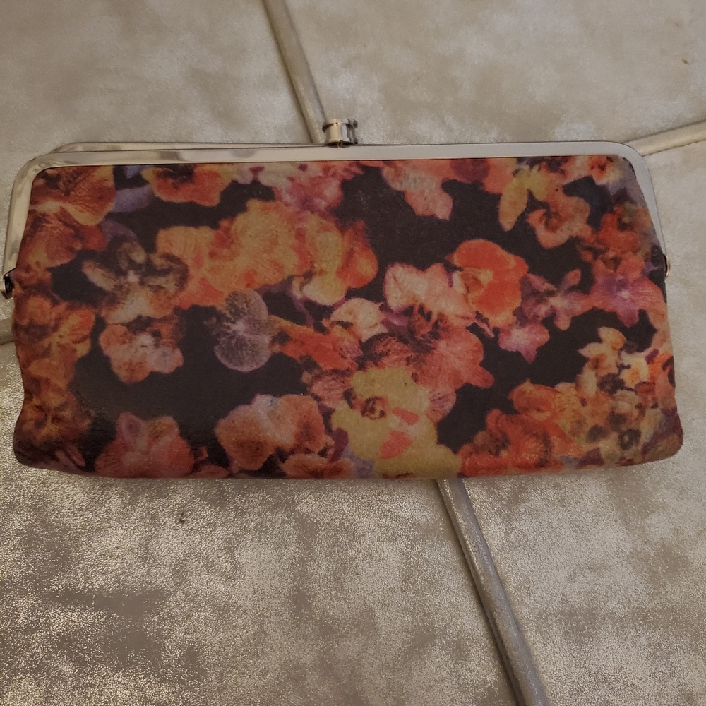HOBO Lauren wallet EUC